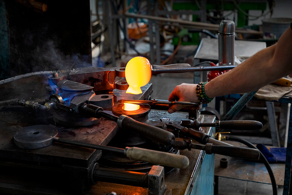 Eight Decades_hot glass at the Lalique factory_photo Karine Faby © James Turrell & Lalique & The Glenturret 2